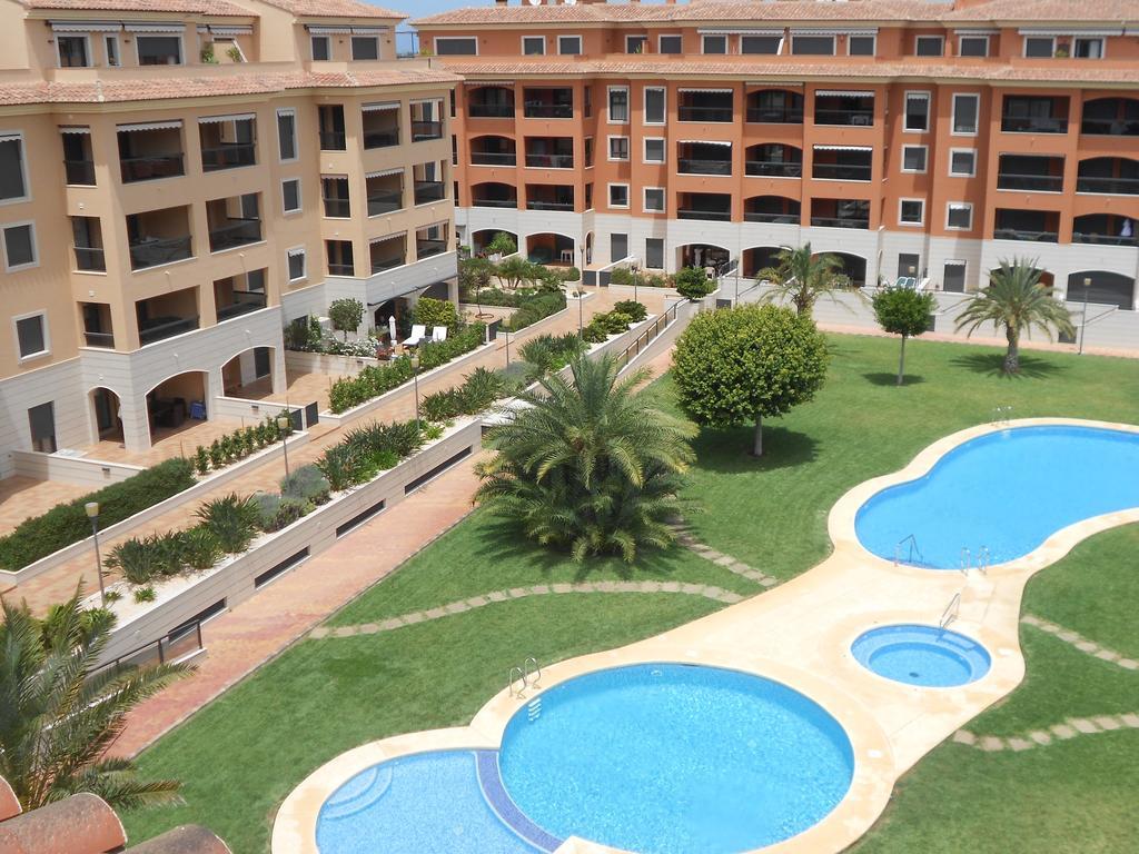 Jardinas De Les Marinas Apartment Denia Bagian luar foto